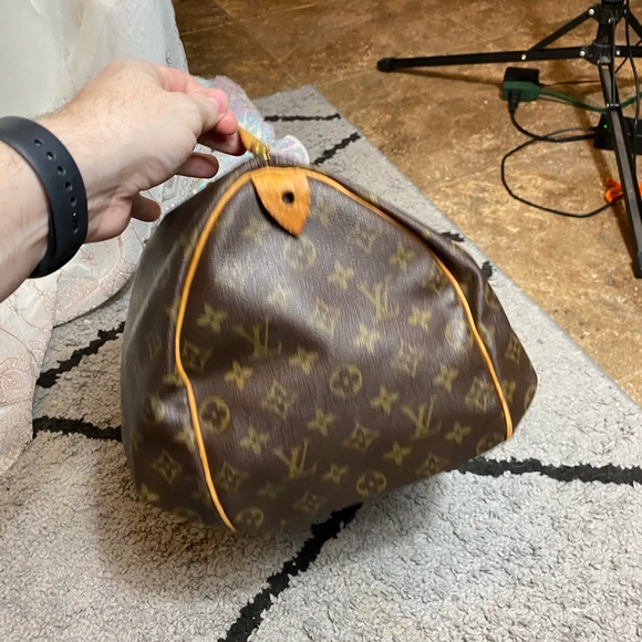 Authentic LV Speedy 35 beautiful condition - Picture 16 of 16